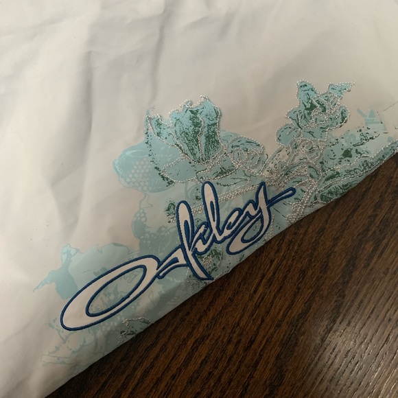 New Women’s Oakley Swim Shorts Size 2 - Picture 2 of 8